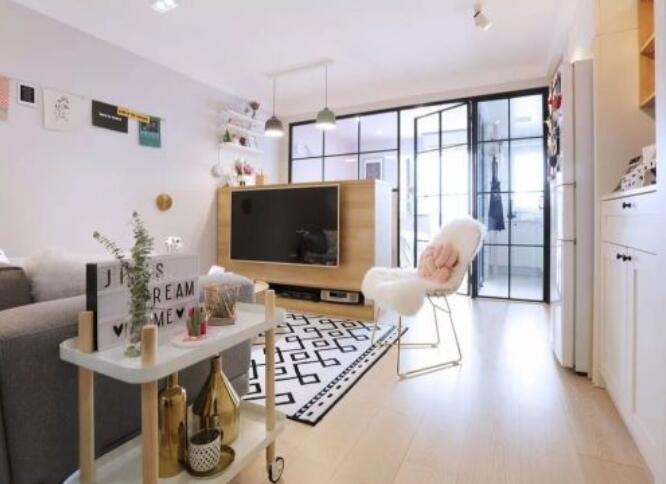 ������̨�ͷ�����̨��ʲô��ͬ����ô��ѡ��.