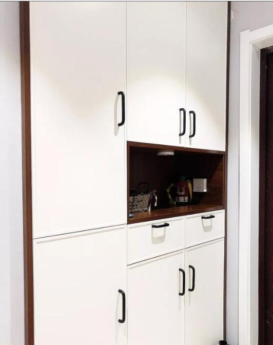 三室两厅装潢 无论简约或美式都给人惬意舒适的感觉