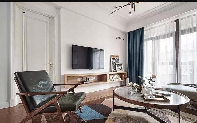 �ִ���Լ������װ�� �����ʦ���Ӫ��һ���򵥴���ļ�