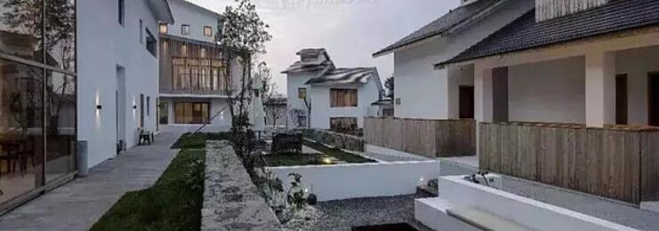 新中式不仅是雕花窗棱格 换成大理石面有灵动感