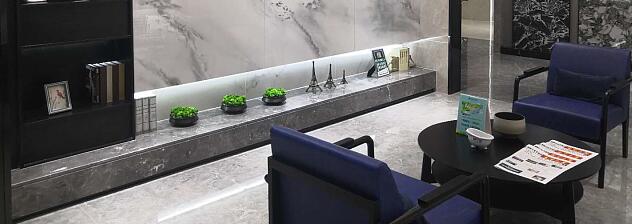 �ִ����ݷ�װ�ΰ��� ���ŵ��ӹ����ɹ�ǽ���˶�ѧ��װ